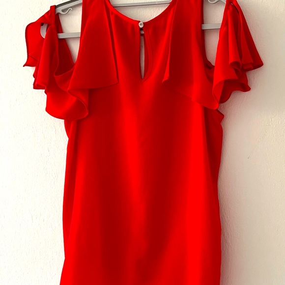 VINCE CAMUTO Red Blouse ❤️ - Picture 2 of 5